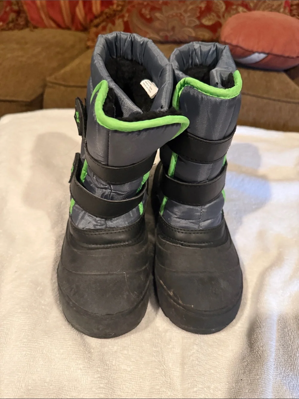 wonder nation Gray and Green Kids Snow Boots with Hook-and-Loop Straps